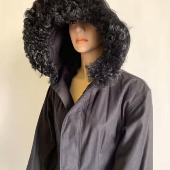 Yohji Yamamoto tradition in coat - Picture 2 of 6